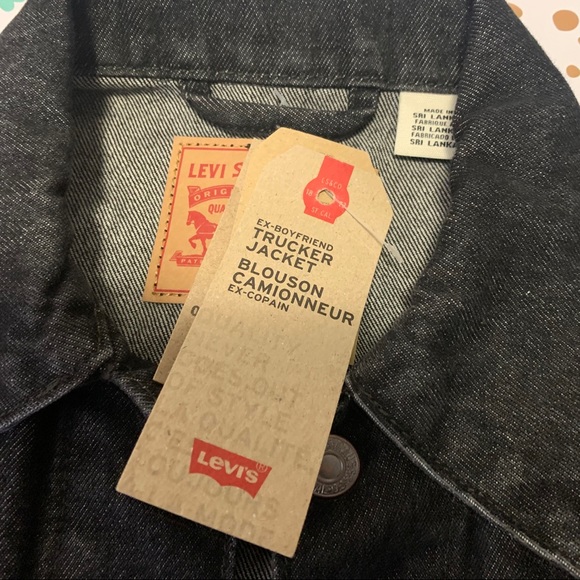 Levi’s Fringe Trucker Denim Jacket - Picture 5 of 12